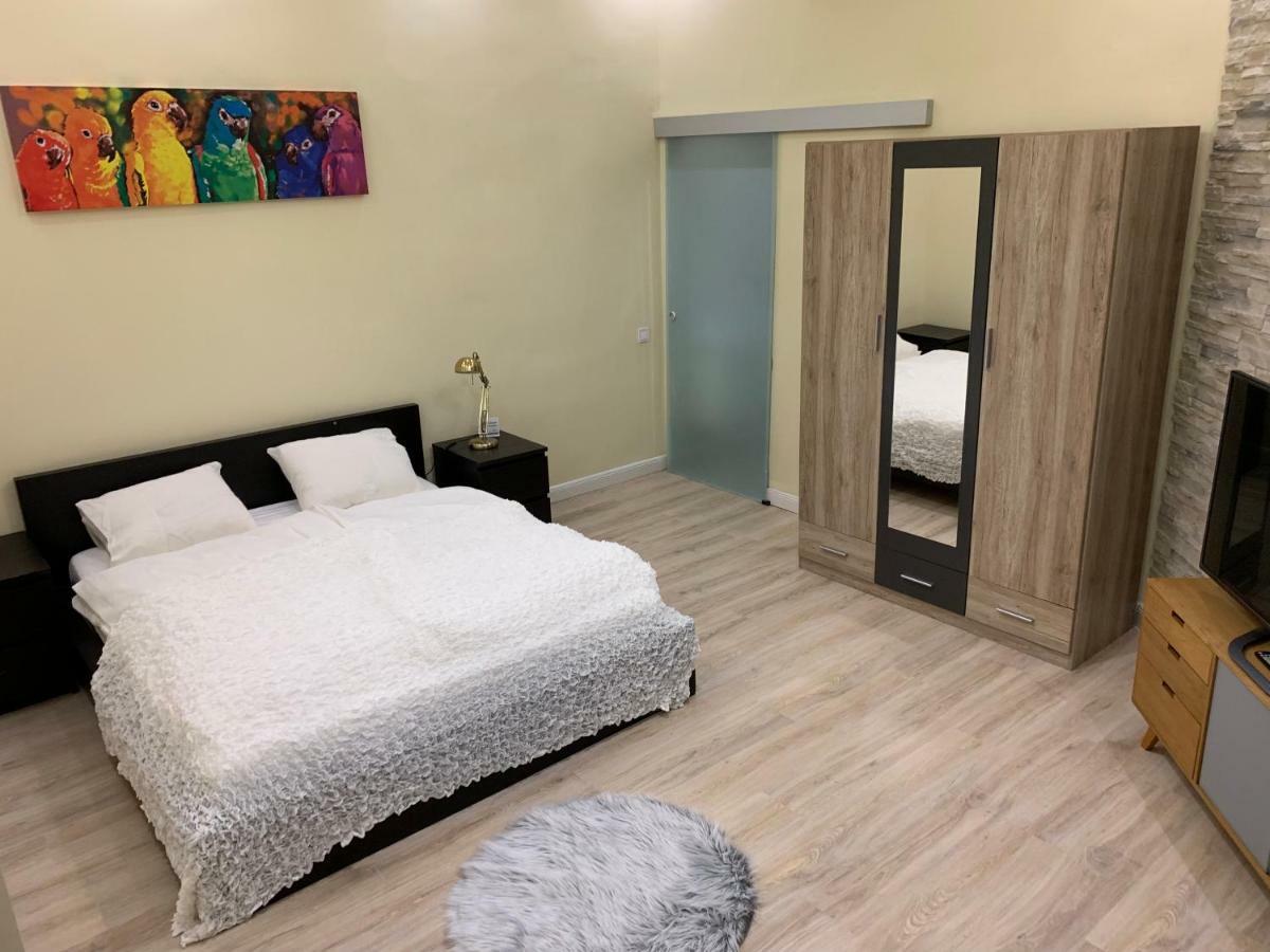 Superior***** Apartament